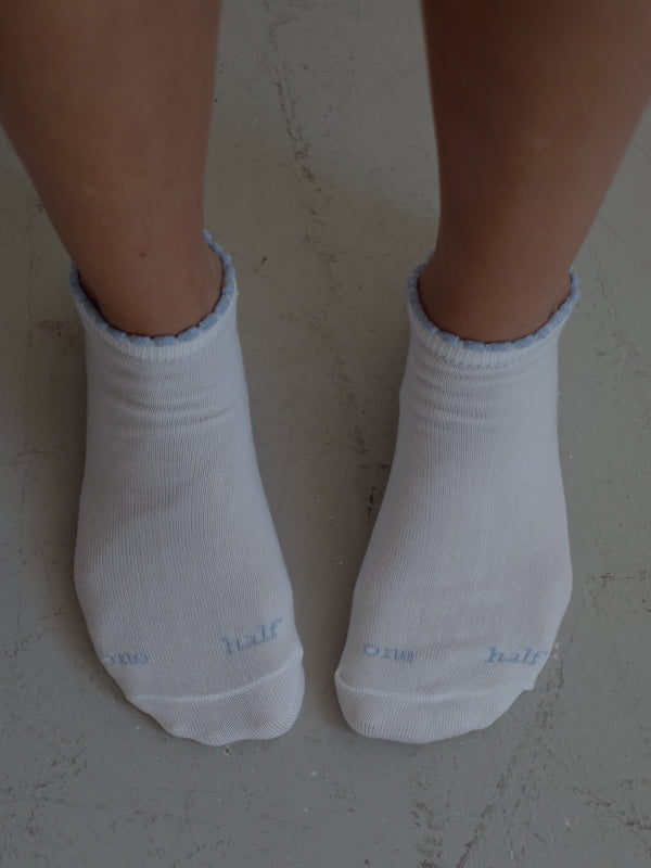 WAVE ANKLE SOCKS - SOFT WHITE & BABY BLUE