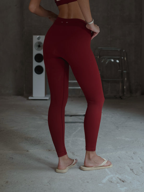 WIRED LINES SEAMLESS LEGGINGS - RED UNDERTONE
